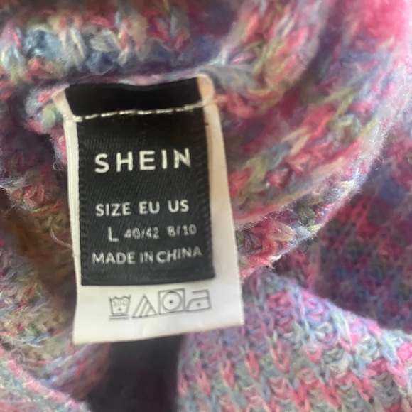 Purple pastel multicolor cropped sweater with long sleeves and round neckline - Picture 3 of 4